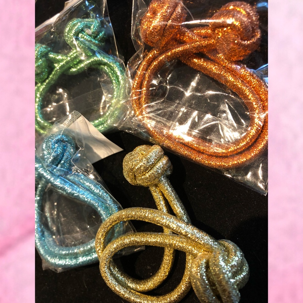 🆕 4 Pack Metallic Hair Bands